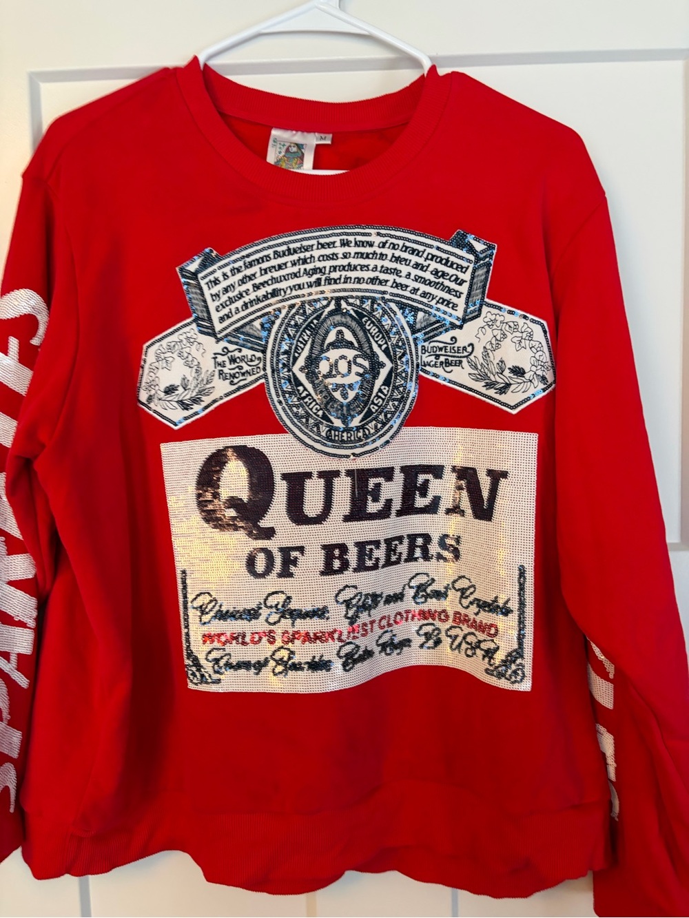 Queen of sparkles Beer Sweatshirt NWOT SIZE MEDIUM